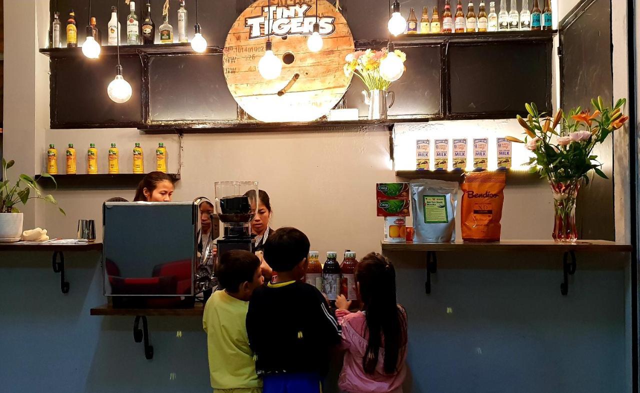 Tiny Tigers Hostel Dalat Luaran gambar